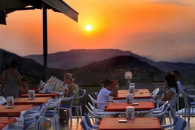Destina Hotel