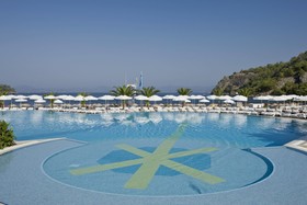 Hillside Beach Club