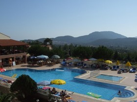 Leytur Hotel