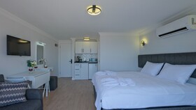 Miralya Suites