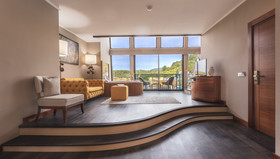 Orka Cove Hotel Penthouse & Suites