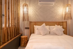 Reddoors Suites