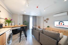 Reddoors Suites