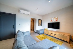 Reddoors Suites