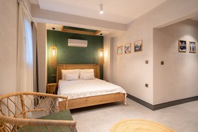 Reddoors Suites