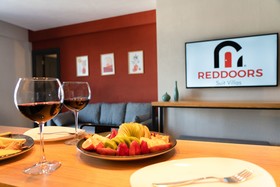 Reddoors Suites