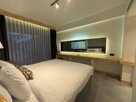 S-Cape Hotel