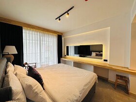 S-Cape Hotel