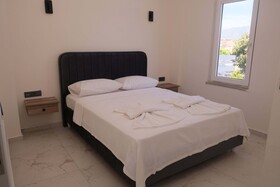 Sea Door Hotel