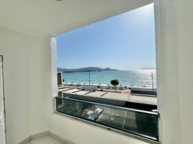 Sea Door Hotel