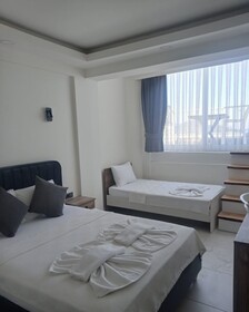 Sea Door Hotel