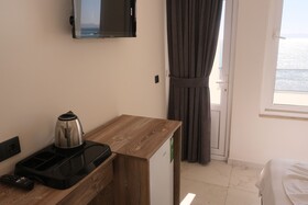 Sea Door Hotel
