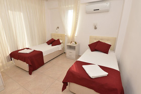 Sea Heaven Legend Apartments