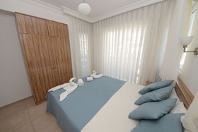 Sea Heaven Legend Apartments