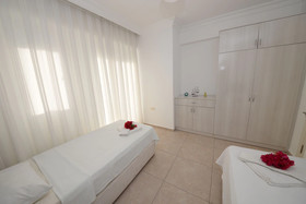 Sea Heaven Legend Apartments