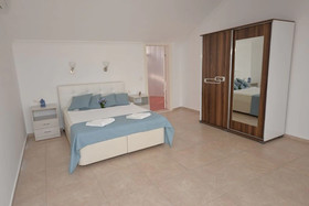 Sea Heaven Legend Apartments