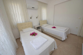 Sea Heaven Legend Apartments