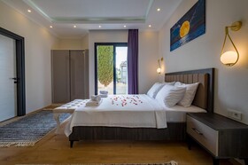 Sunrise City Residence
