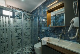 Sunrise City Residence