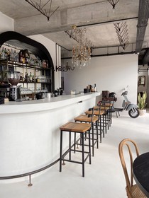 To Be Social House