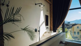 To Be Social House