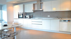 Topaz Apartment