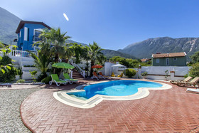 Villa Blue by Tatilpremium