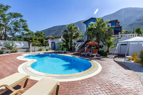 Villa Blue by Tatilpremium