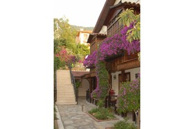 Villa Daffodil