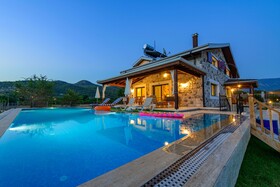 Villa Nazen