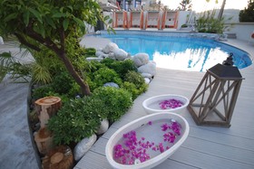 Yacht Boheme Hotel