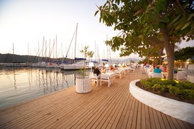 Yacht Boheme Hotel