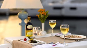 Yacht Classic Hotel