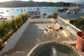 Yacht Classic Hotel