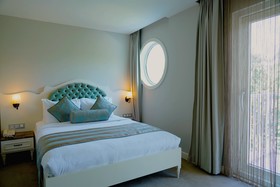 Yacht Classic Hotel