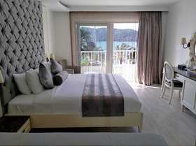 Yacht Classic Hotel