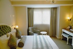 Yacht Classic Hotel