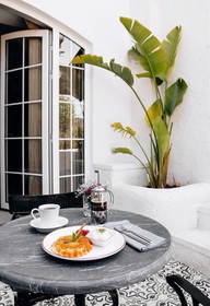 Yacht Classic Hotel