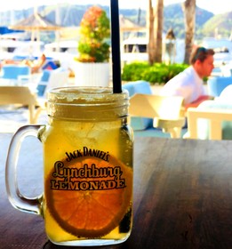 Yacht Classic Hotel