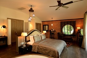 Yacht Classic Hotel