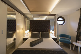 Blueberry Boutique Hotel