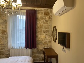 Dionysos 1789 Boutique Hotel