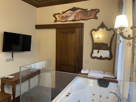 Dionysos 1789 Boutique Hotel