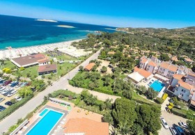 Hanedan Beach