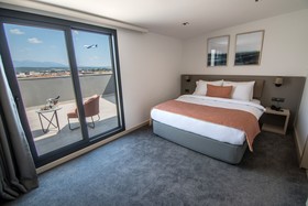 Dovv Hotel