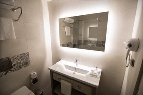 Dovv Hotel