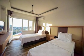 Estia Hotel