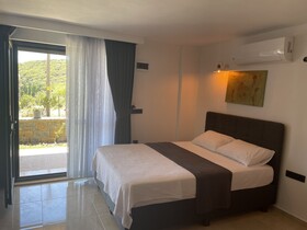 Imbrossa Hotel