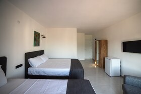 Imbrossa Hotel