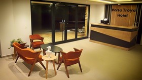 Porta Troya Hotel